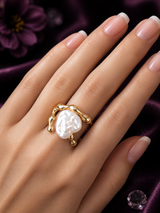 Opaline Ring