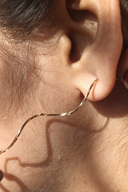 Ruhik Amour Wave Heart Earrings