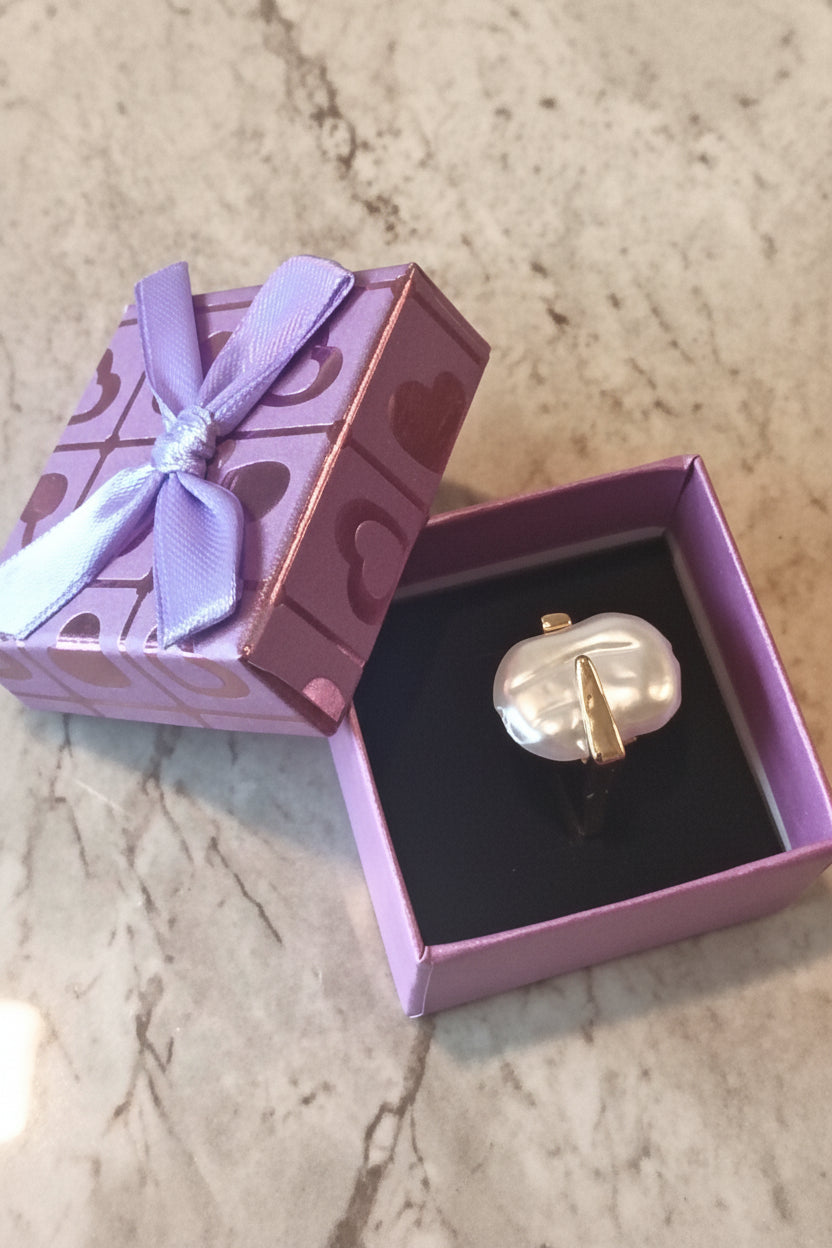 Veloura Ring