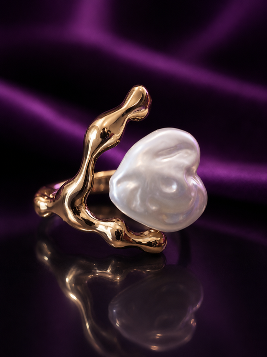 Opaline Ring